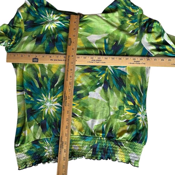 Women’s Blouse Bundle Size Medium Lot of 3 - Picture 4 of 9